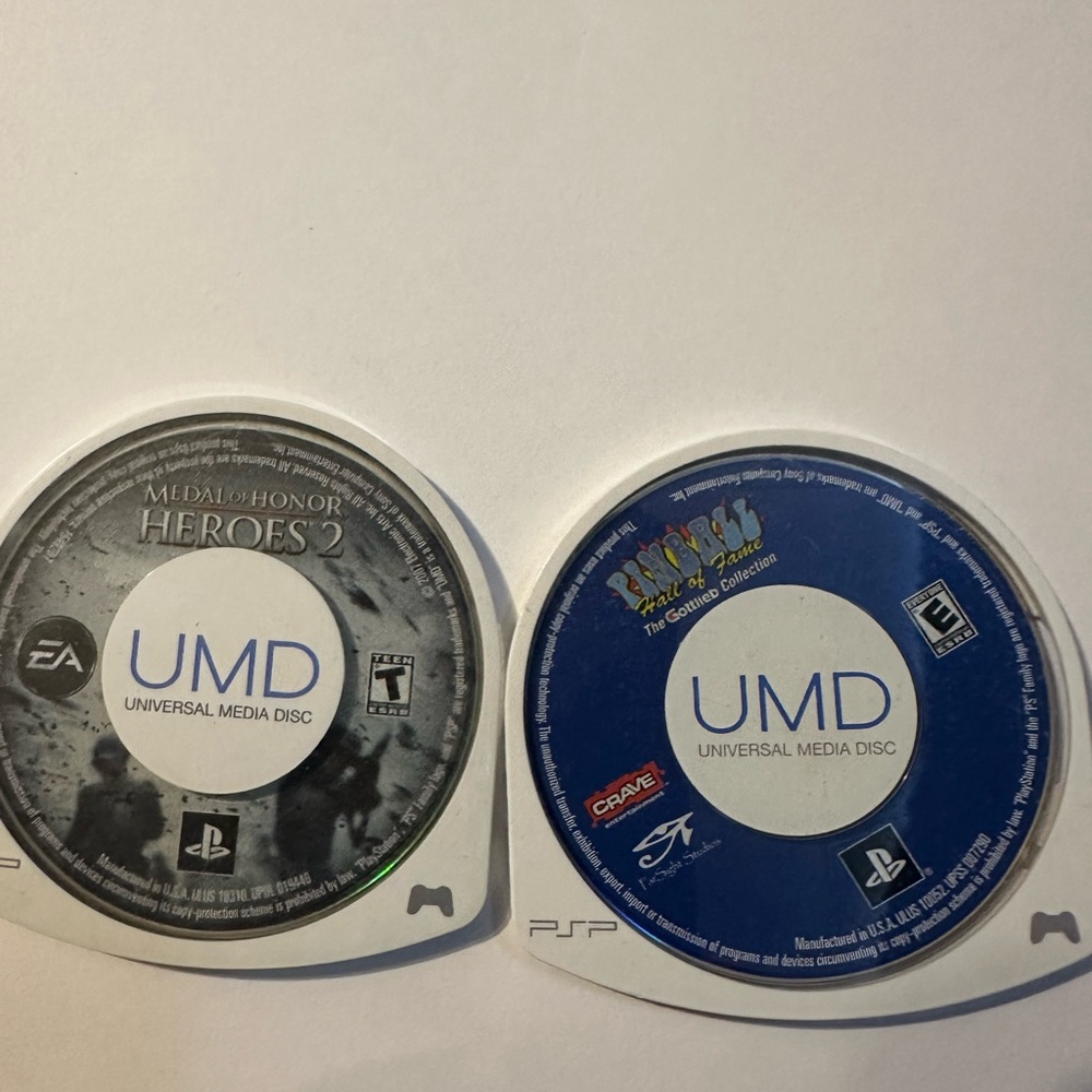 PSP Medal of Honor Heroes 2 and Pinball Hall of Fame